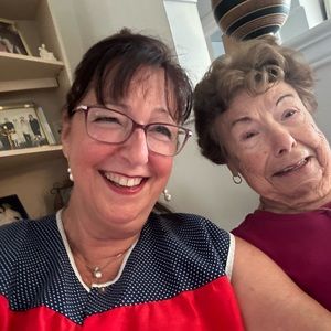 Meet your Posher, Maria